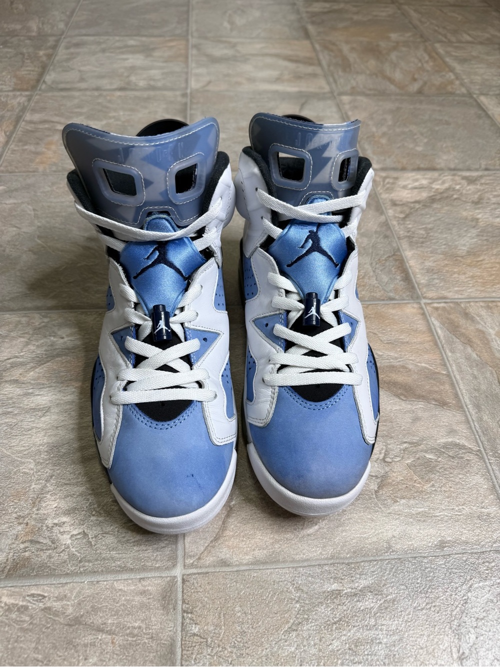 Air Jordan 6 Retro Mid UNC Home Men’s Shoe Size 9 Blue CT8529-410 Preowned